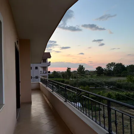 Casa de Férias Spacious Near Airport Tirana - Preza Area *